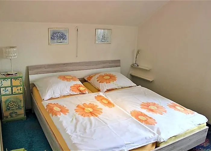 Zur Post Schwanheim Otel